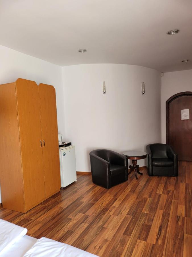 Pension Edelweiss Exterior photo