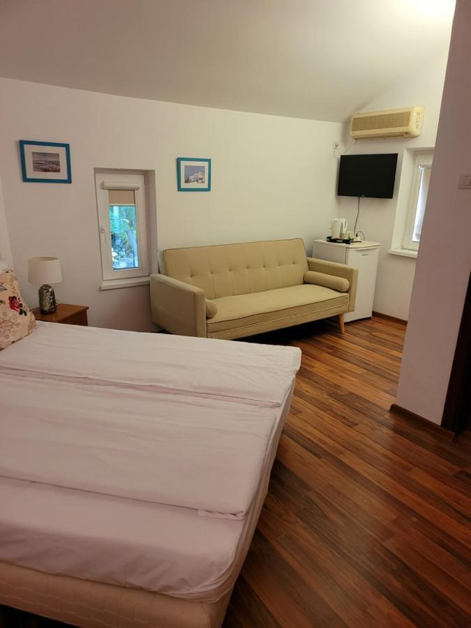 Pension Edelweiss Exterior photo